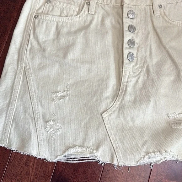 NWT Free People Button Front Distressed Cream/White Denim Skirt - Picture 2 of 6